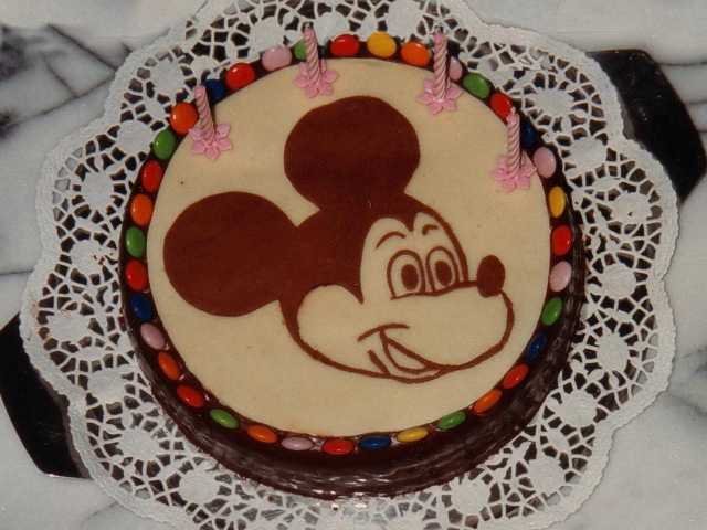 a_micky2.jpg (35205 Byte)