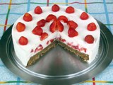 Joghurttorte mit Erdbeeren